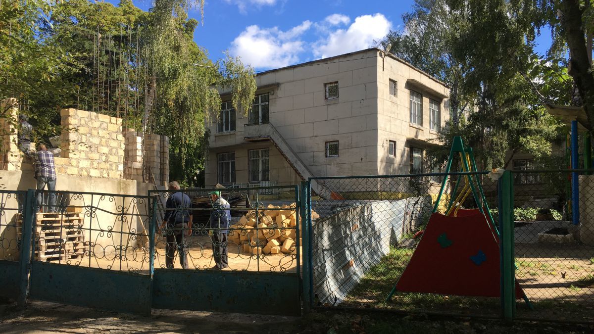 По факту строительства церкви на территории детсада № 150 возбудили дело.