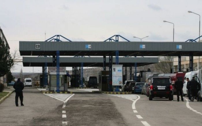 Fraude la vămuirea autorismelor cu reducere de 70%. 