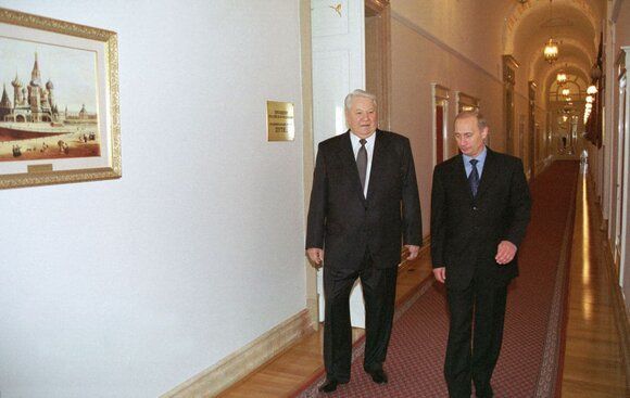 Путин заявил, что Ельцин не передавал ему власть.