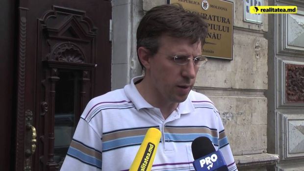Candu consideră Dorin Chirtoacă, a cam obosit, iar rezultatele aflării sale în fruntea municipiului timp de opt ani nu au transformat orașul într-o capitală europeană. Foto: realitatea.md