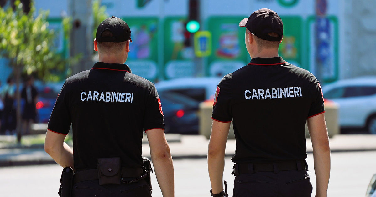 Două fetițe de cinci ani rătăcite, salvate de carabinieri la Căușeni.