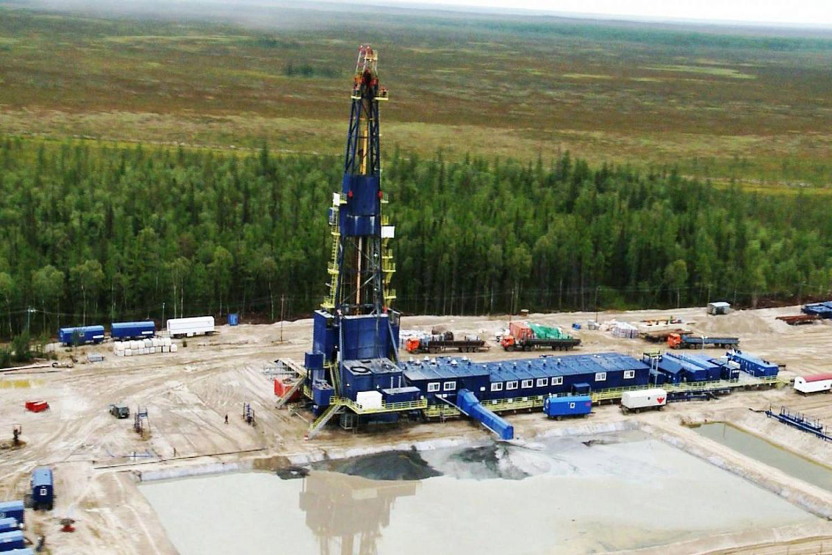 "Коммерсант": "Газпром" вложился в бурение.
