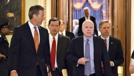 Guvernul a făcut public programul vizitei la Chișinău a senatorilor americani John McCain, John Barrasso, John Hoeven și Ron Johnson.