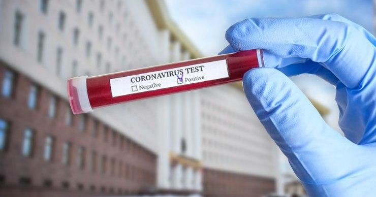 Еще у одного сотрудника секретариата парламента выявили COVID-19. Коллаж: Point.md