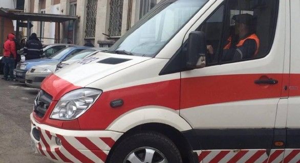 Veaceslav Platon a fost scos din sala de judecată după ce i s-a făcut rău, la Judecătoria Buiucani fiind chemată de urgență o ambulanță.