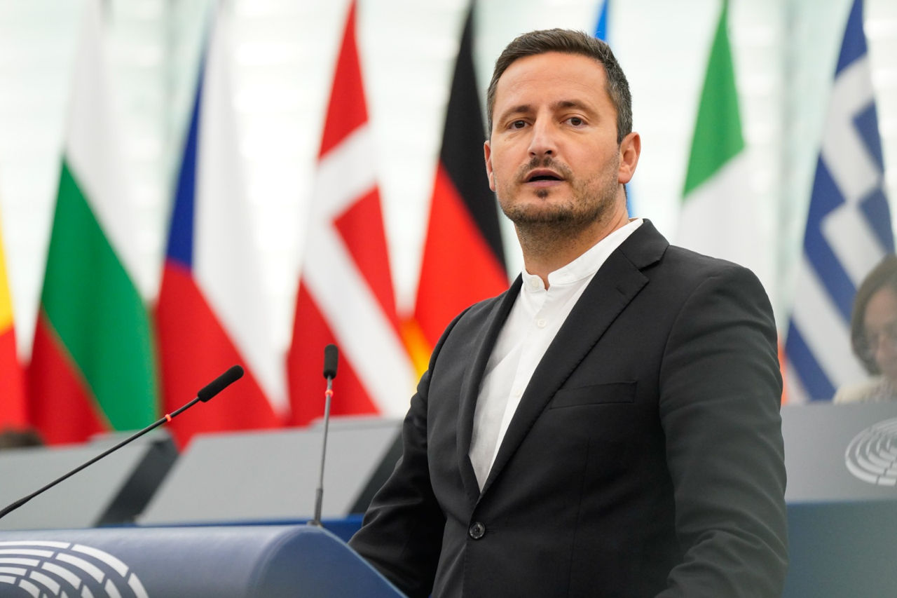 Вице-председатель Европарламента Николае Штефэнуцэ прибывает в Кишинёв.