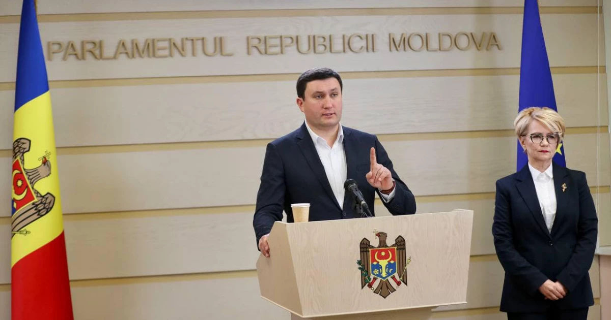 БКС предлагает индексировать пенсию и пособия с 1 января.