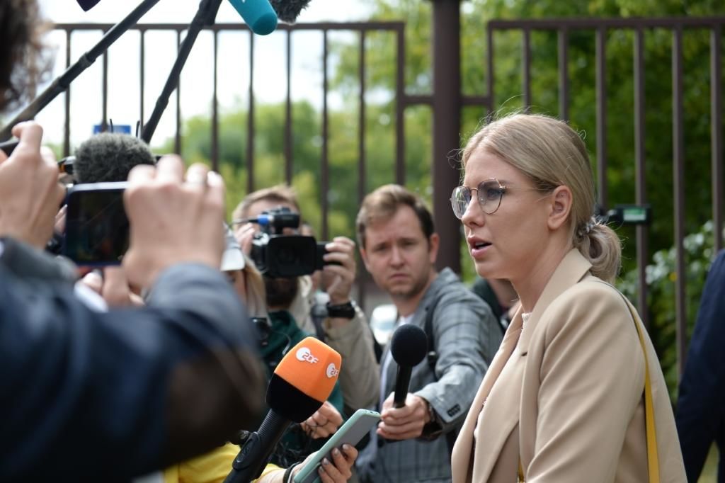 Любовь Соболь приговорили к полутора годам ограничения свободы по «санитарному делу».