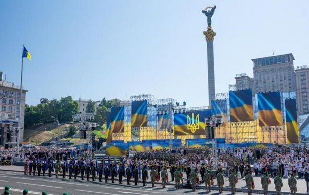 В военном параде ко Дню независимости в Киеве, помимо украинских военных, примут участие военнослужащие еще десяти стран. 