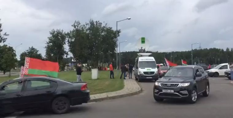 В Минске проходит автопробег сторонников Лукашенко.