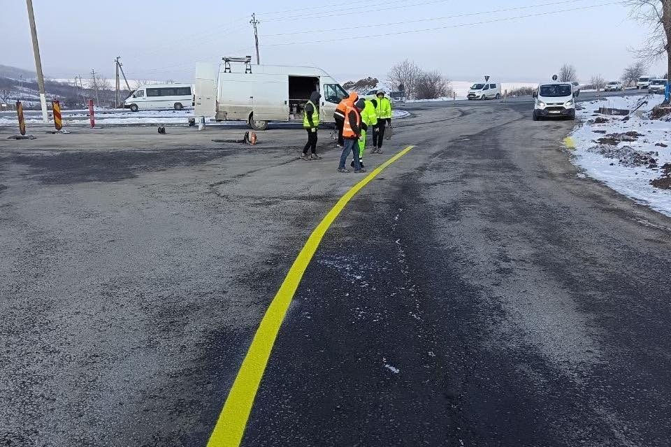 Sensul giratoriu de la Peresecina, redeschis circulației.