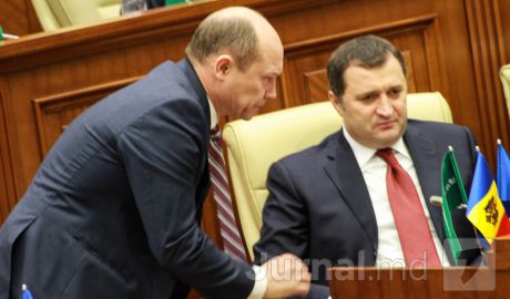 Представители ЛДПМ Влад Филат и Валериу Стрелец.