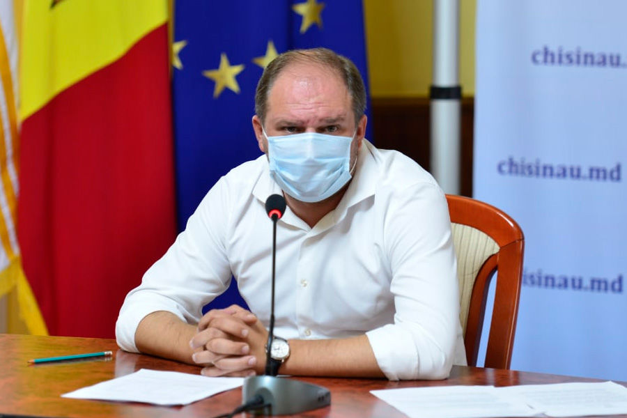 Ион Чебан начал обсуждение столичных проблем с членами правительства.