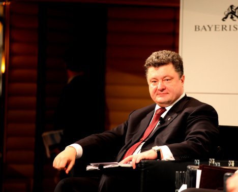 Украинский лидер поручил правительству заняться переводом потребителей электроэнергии на предоплату.