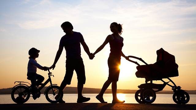 Слово "родители" было рекомендовано заменить в учебниках на слово "родные".