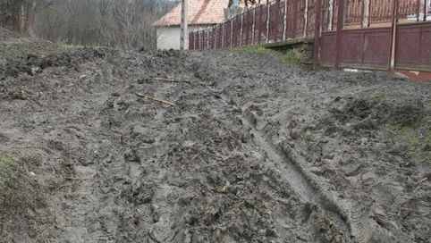 Primarii dau un semnal de alarmă din cauza salariilor mizere. Foto: publika.md