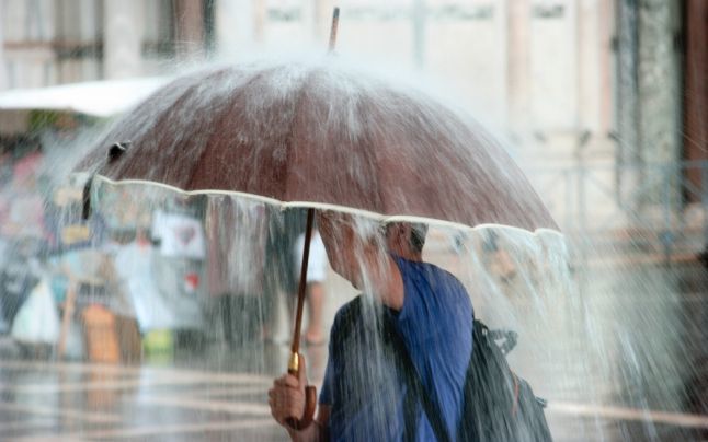 Vremea va fi determinată mâine de influența unei zone de aer cu presiune atmosferică normală. Foto: adevarul.ro