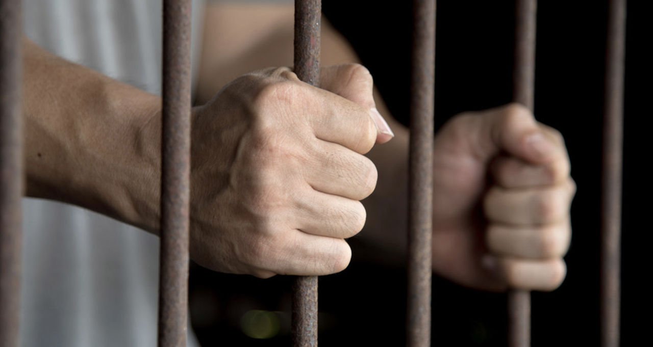 Doi copii, violați de un bărbat din sudul R. Moldova: Infractorul, condamnat la 21 de ani de închisoare.