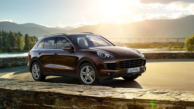 Probleme pentru Porsche: 22.000 de SUV-uri rechemate în service. Foto: porsche.com