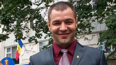 Министр молодежи и спорта Октавиан Цыку.