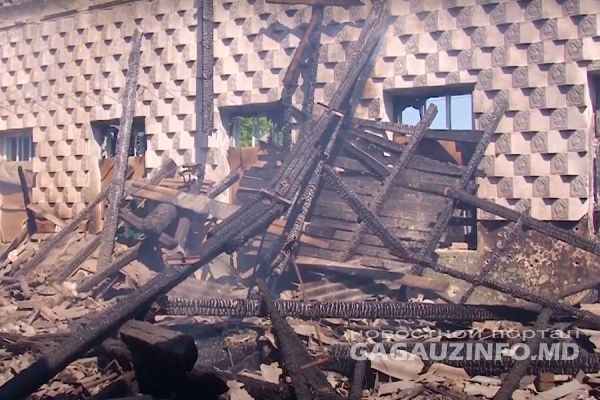 Крупный пожар в Джолтае: огнем уничтожено здание Дома культуры.