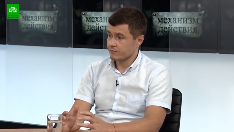 Нагачевский: Судьи КС должны были подать в отставку