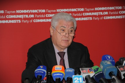 Cei prezenţi, s-au referit şi la plecările din partid, arătîndu-se convinşi că acestea nu afectează poziţia formaţiunii lor