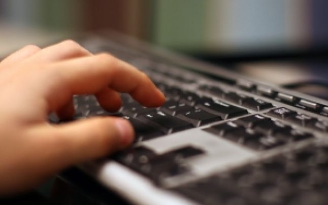Un tînăr de 23 de ani din Moldova student la medicină este suspectat de pornografie infantilă prin internet, relatează Actualități.md.
