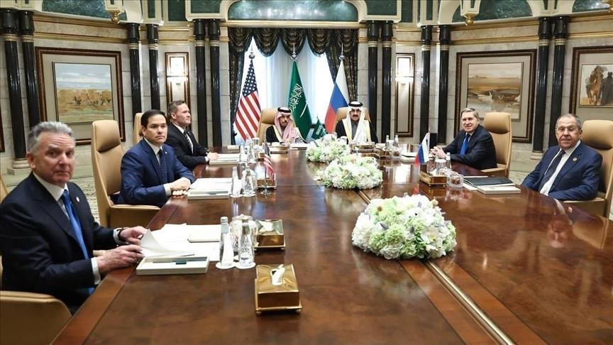 Делегации США и России продолжат переговоры в Саудовской Аравии 23 марта.