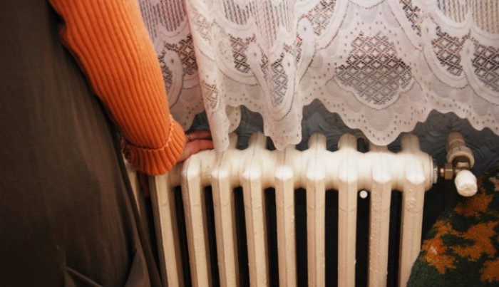 Lista instituţiilor de menire socială (instituţii preşcolare, şcolare, policlinici şi spitale) care nu pot fi asigurate cu energie termică pentru încălzire în regimul de vară poate fi accesată aici.