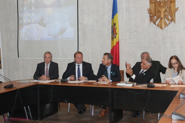 Ministerul Agriculturii și Industriei Alimentare, Vasile Bumacov, a anunțat că o companie austriacă „Danube Soya” vrea să investească în creșterea și prelucrarea soii.