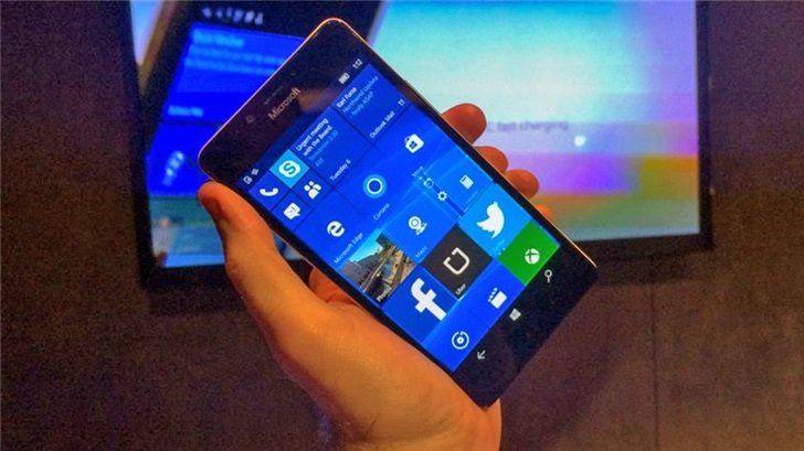 Microsoft выпустила прощальное обновление Windows 10 Mobile.
