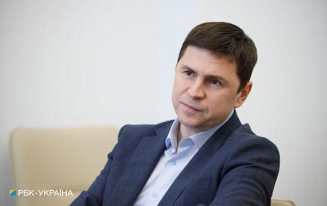 Подоляк о заявлении китайского посла: Не пересказывайте пропаганду РФ.