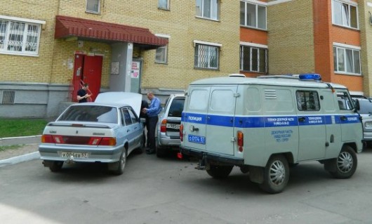 Cu toate acestea, corpul fetiței a fost descoperit abia a doua zi în subsolul unui bloc de locuit din localitatea Leushi. Poliția a deschis un dosar penal pentru omor.