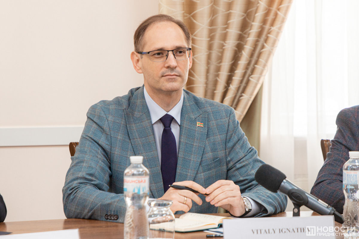 Представитель Тирасполя Виталий Игнатьев.