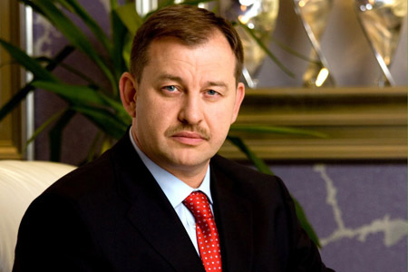 Шелин напомнил, что в рамках сбора подписей, который проходил в 2012 году, 232 тысячи граждан поддержали инициативу проведения республиканского референдума.