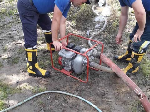 На юге страны затопило несколько домохозяйств: понадобилась помощь ГИЧС.