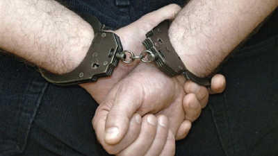 Девушки, в возрасте от 18 до 19 лет, были из малообеспеченных семей.