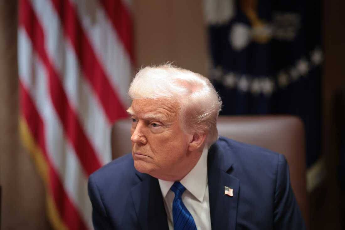Trump: Putin a înnebunit complet. Ucide în zadar mulți oameni.