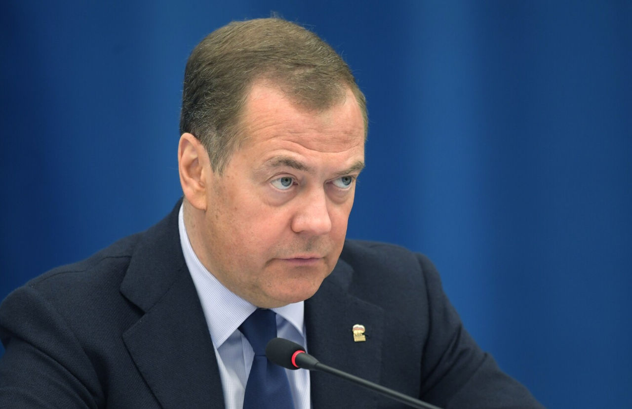 Медведев: Зеленский предстанет перед божьим судом за ситуацию с Киево-Печерской лаврой.