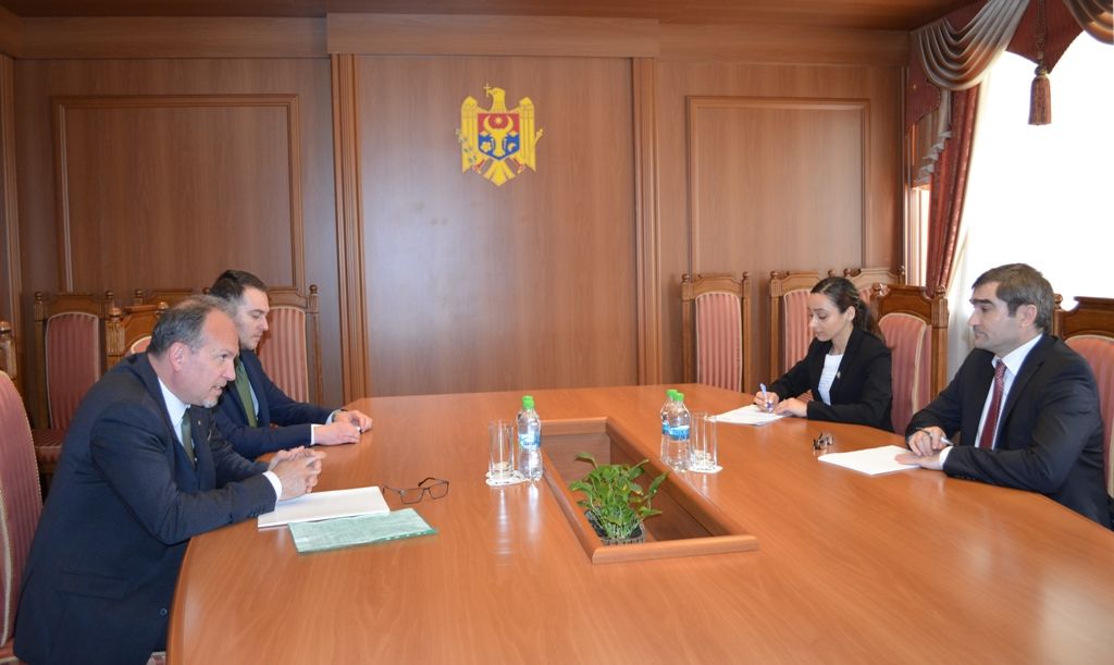 Viceministrul de externe Lilian Darii l-a primit pe ambasadorul României Daniel Ioniţă. 