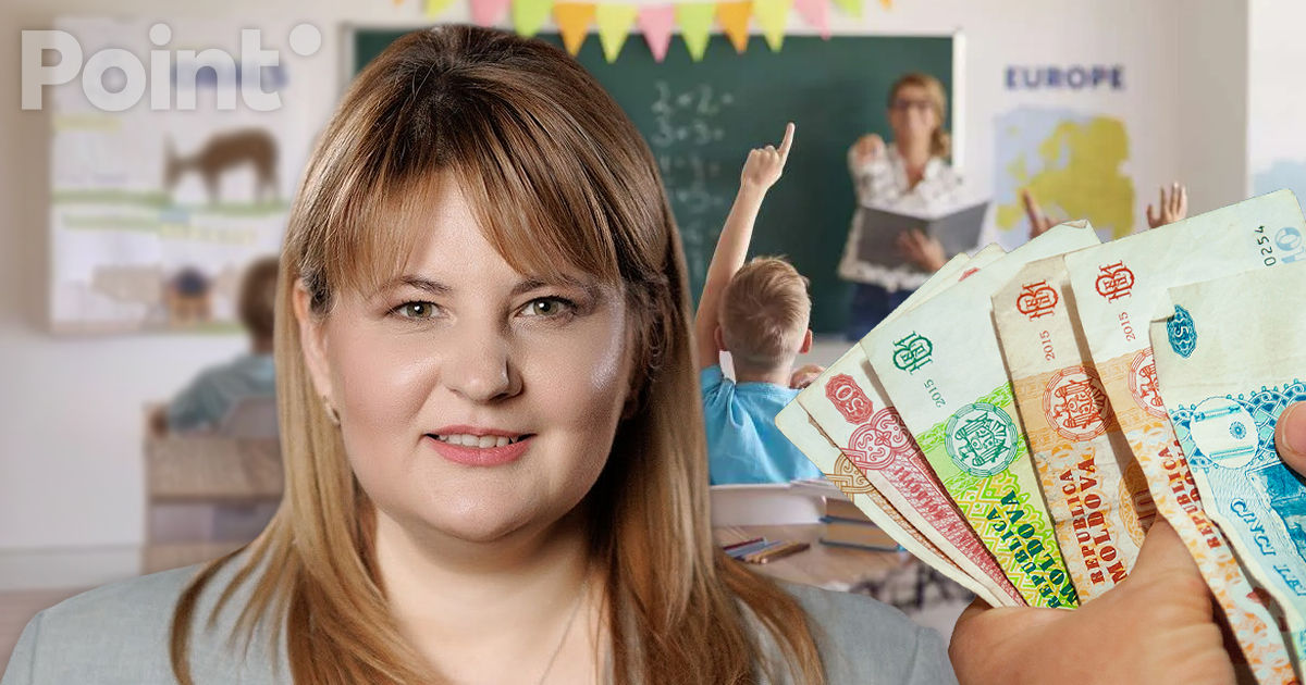 Учительницу спросили на сцене о зарплате: Это было унизительно.