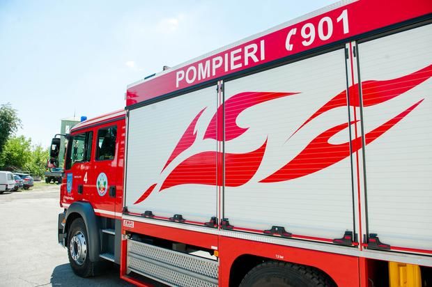 Bălți: Incendiu într-un magazin de gadget-uri. Toată tehnica, scrum