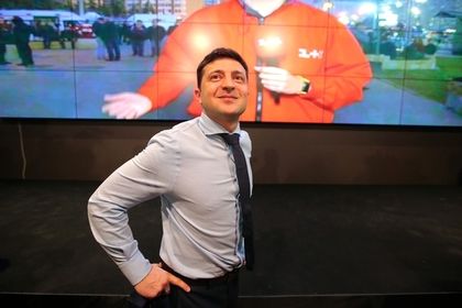 Шоумен отметил, что спросил бы Путина о вооруженном конфликте на юго-востоке Украины и о вхождении Крыма в состав страны.