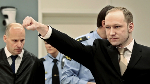 În tinereţe, Breivik dorea să semene cu David Beckham. Unii amici credeau că e gay