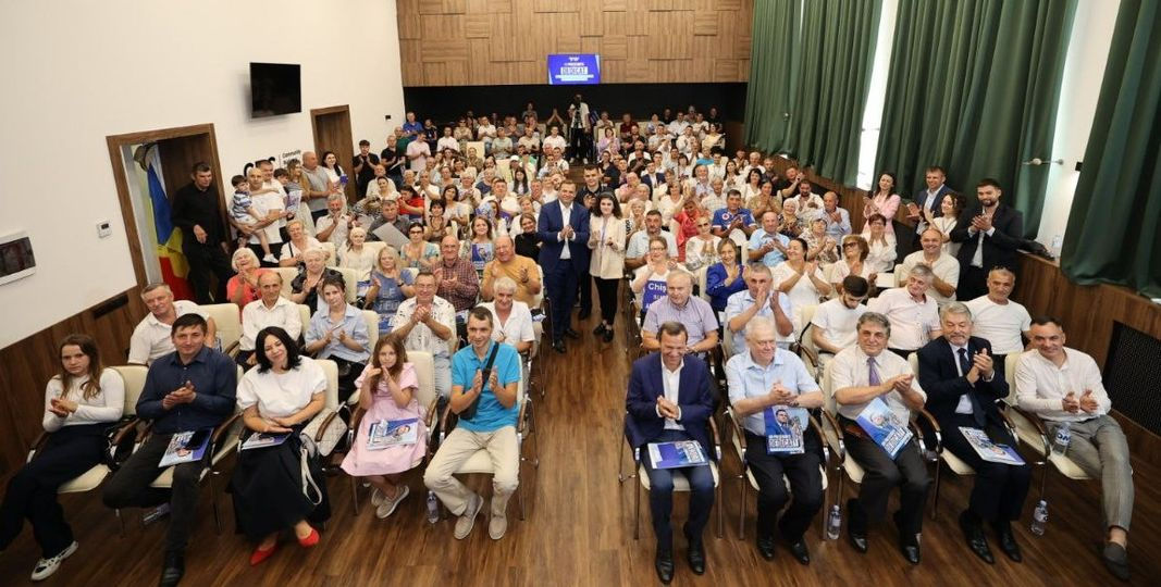 Un grup de inițiativă a fost constituit pentru susținerea candidatului Andrei Năstase.