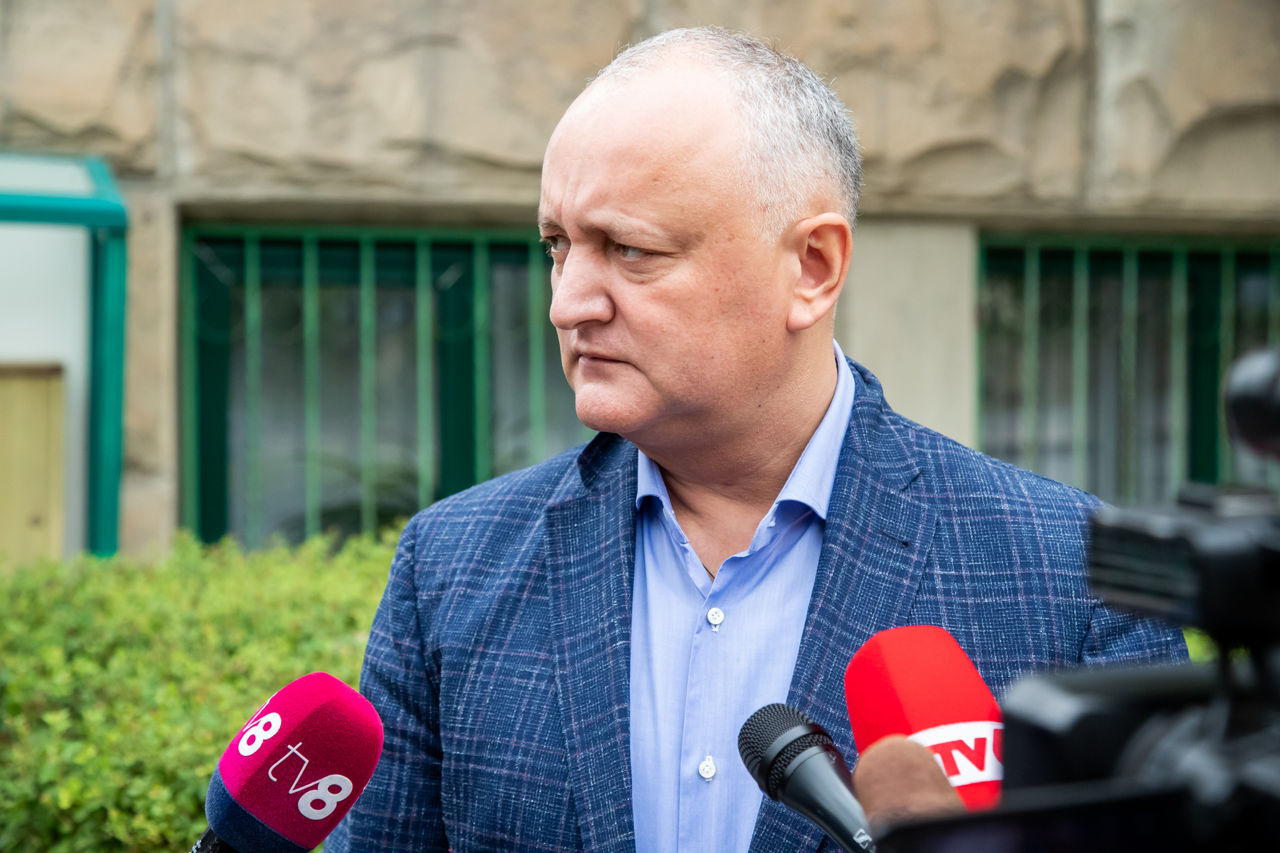 Додон: По “хотелке” какого-то чиновника жителям смогут устанавливать прослушку.
