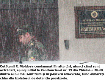 Comit crime grave în alte ţări şi sunt condamnaţi acolo la ani grei de puşcărie.