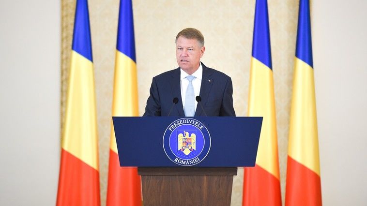 Президент Румынии Клаус Йоханнис приземлился в аэропорту Кишинева.