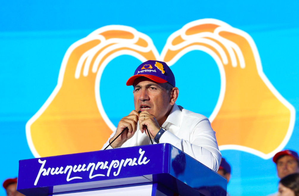 Euractiv: Pașinian pregătește aderarea partidului său la cea mai mare forță politică din Europa.